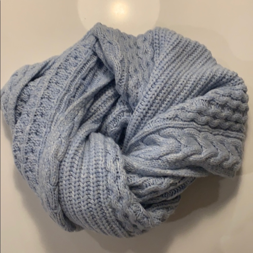 Club Monaco Infinity Scarf chunky knit wool blend